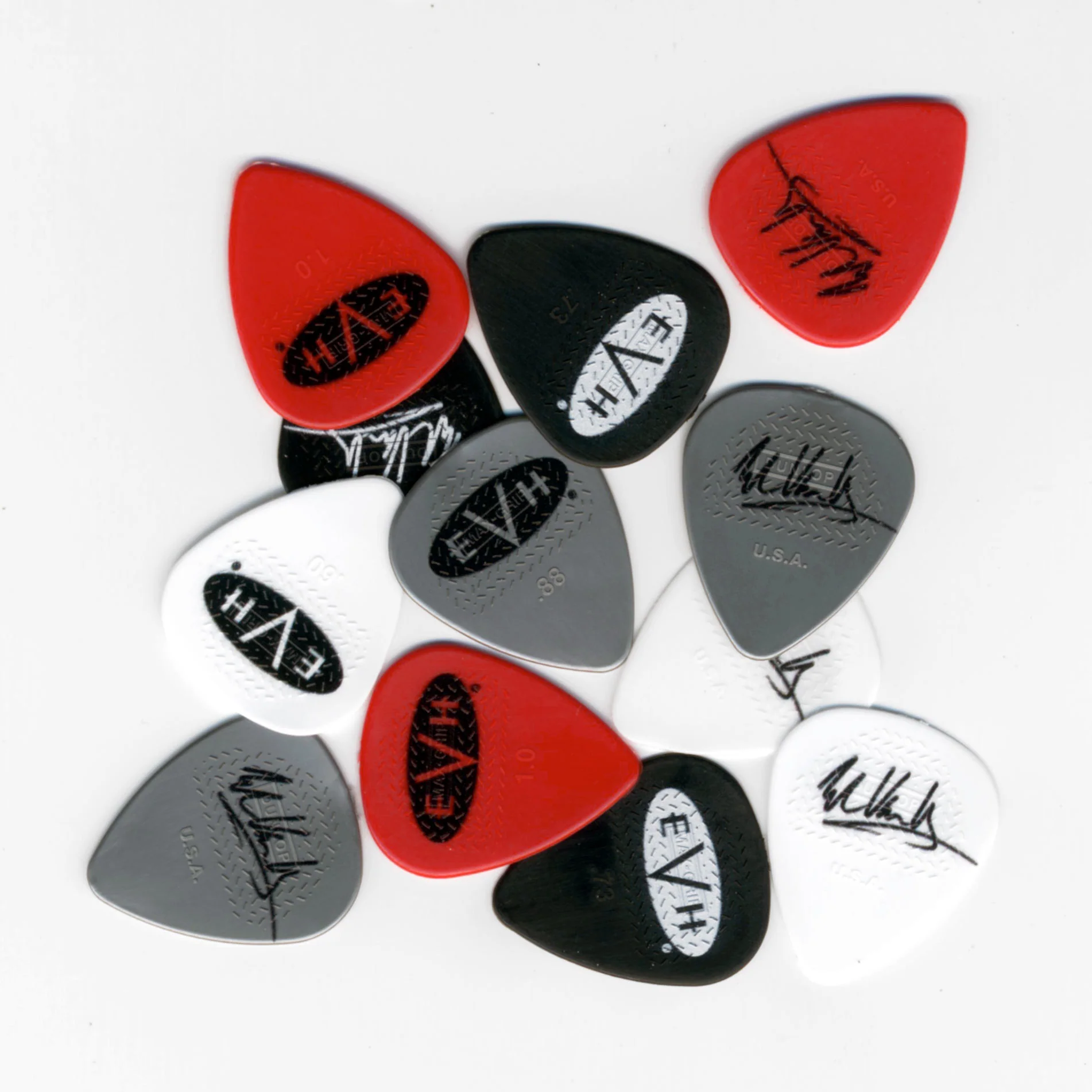 EVH Signature Guitar Picks (6-Pack) - Image 7