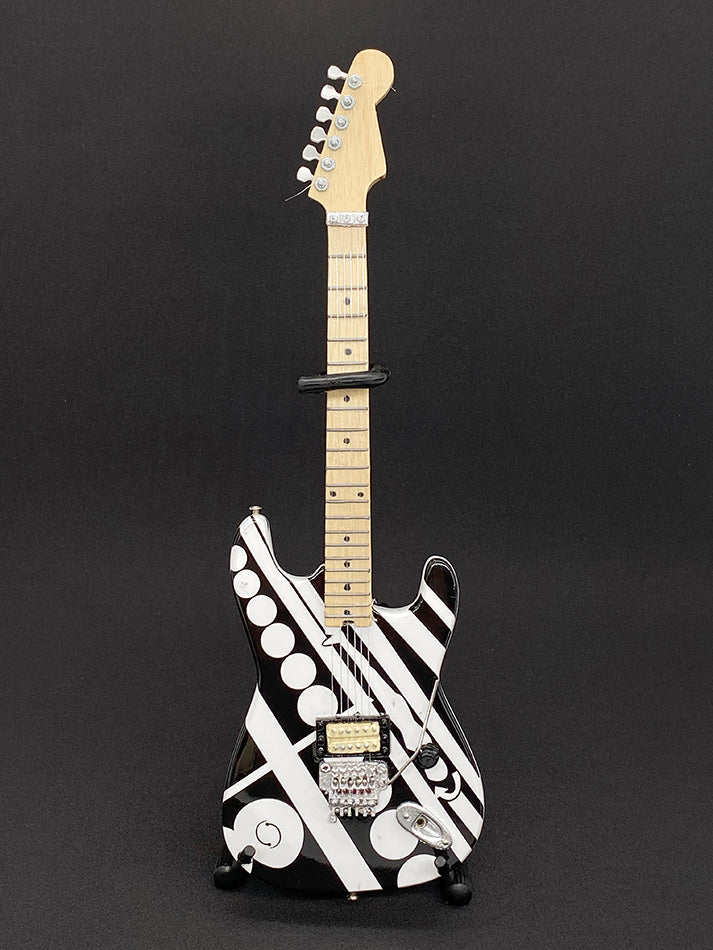 EVH 'Circles' Mini Guitar - Image 13