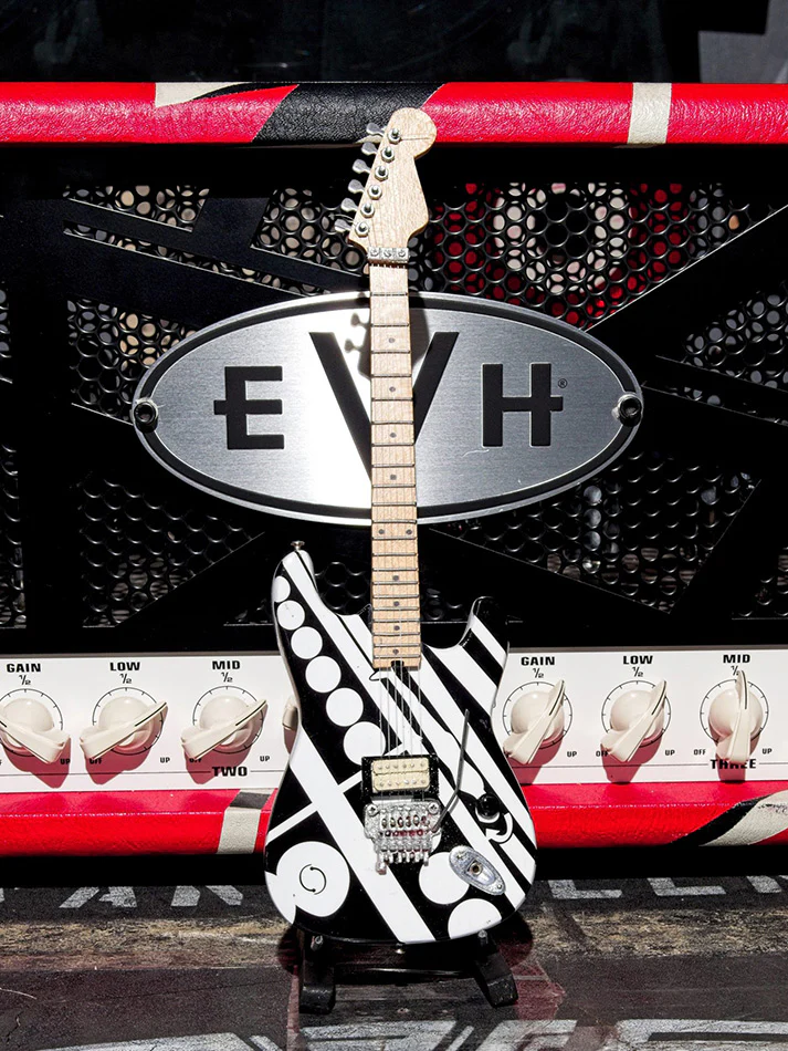 EVH 'Circles' Mini Guitar - Image 15