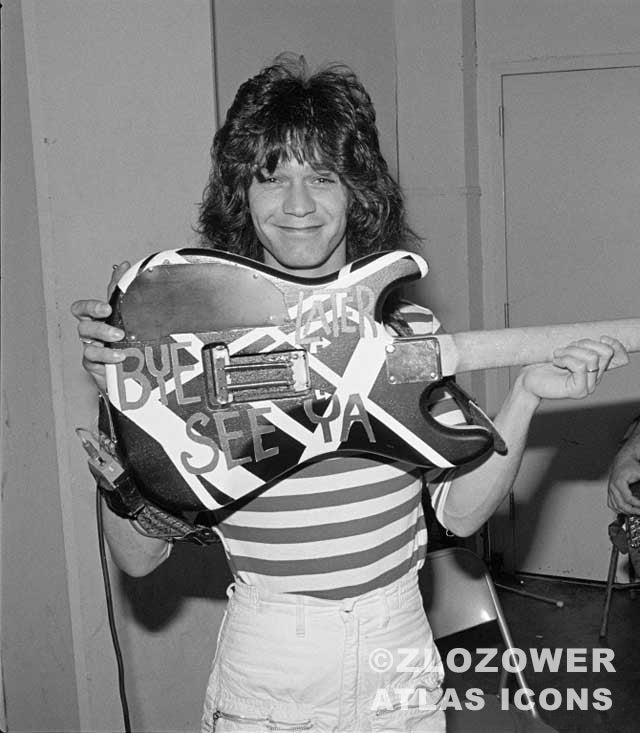 EVH 'Circles' Mini Guitar - Image 5