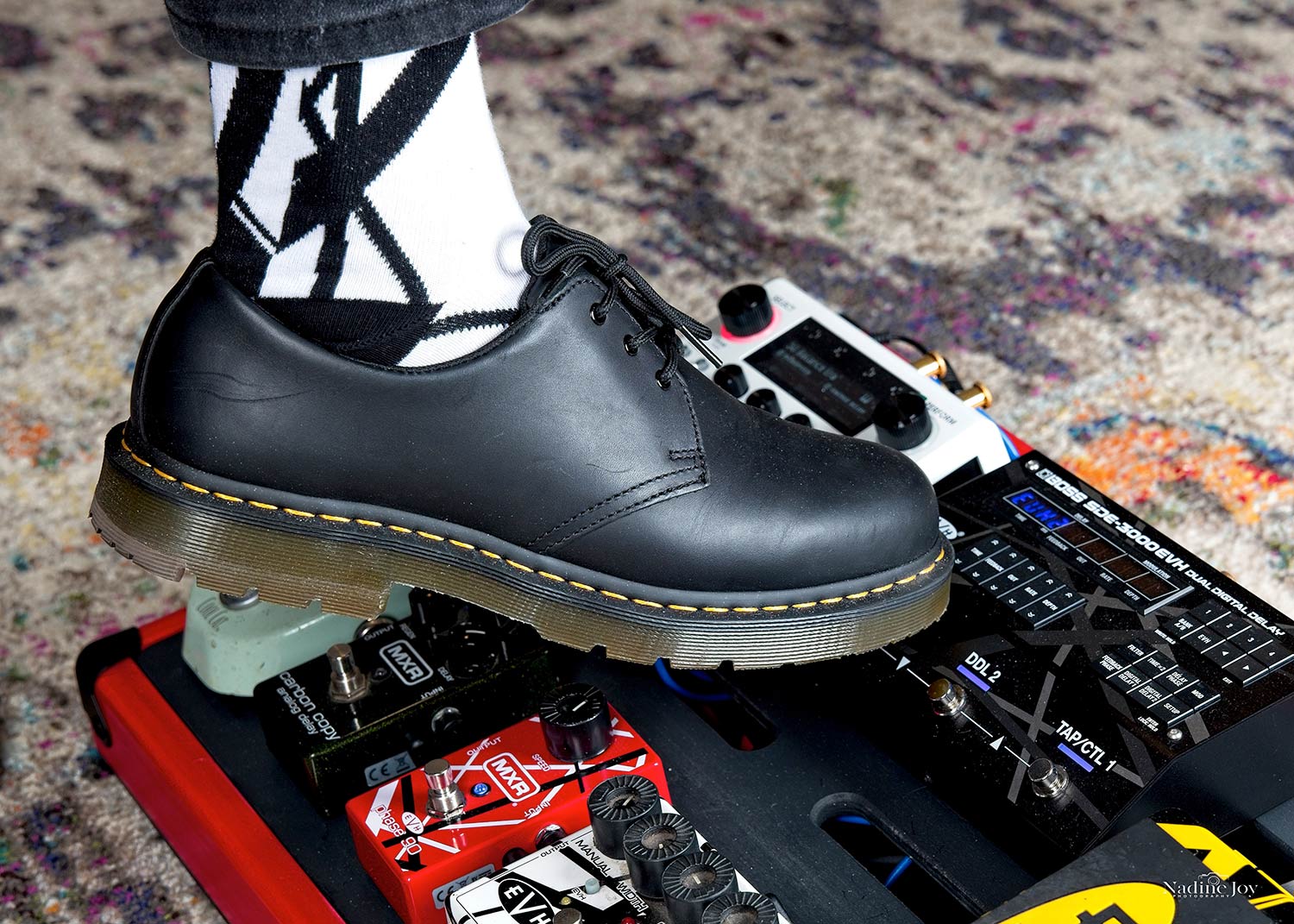 EVH Striped White & Black Socks - Image 9